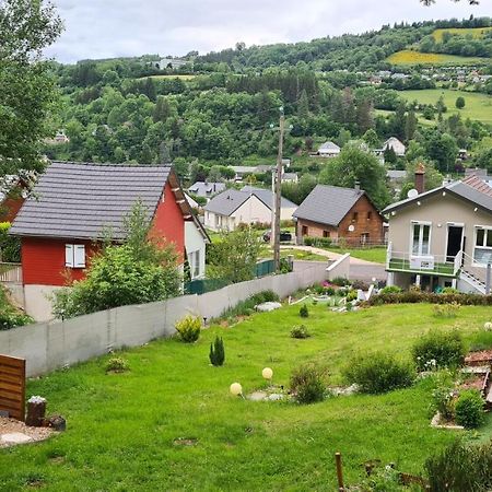 Stunning 4-Bed House In La Bourboule Villa Luaran gambar