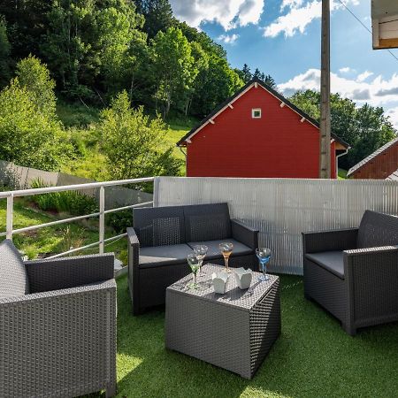 Stunning 4-Bed House In La Bourboule Villa Luaran gambar