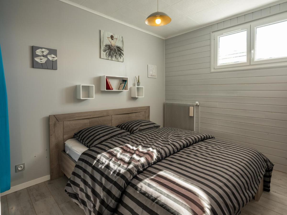 Stunning 4-Bed House In La Bourboule Villa Luaran gambar