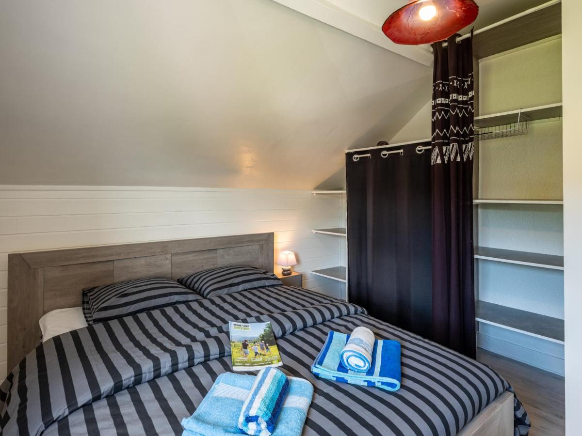 Stunning 4-Bed House In La Bourboule Villa Luaran gambar