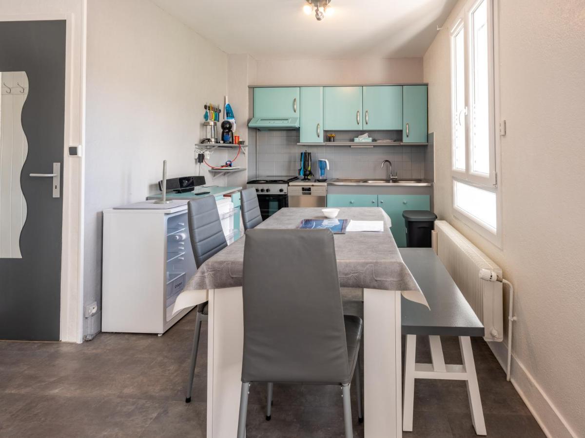 Stunning 4-Bed House In La Bourboule Villa Luaran gambar